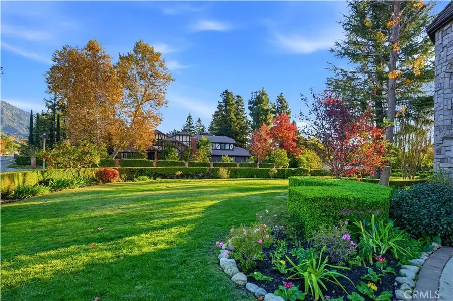 852 Peninsula Avenue, Claremont, CA 91711 - Image #2