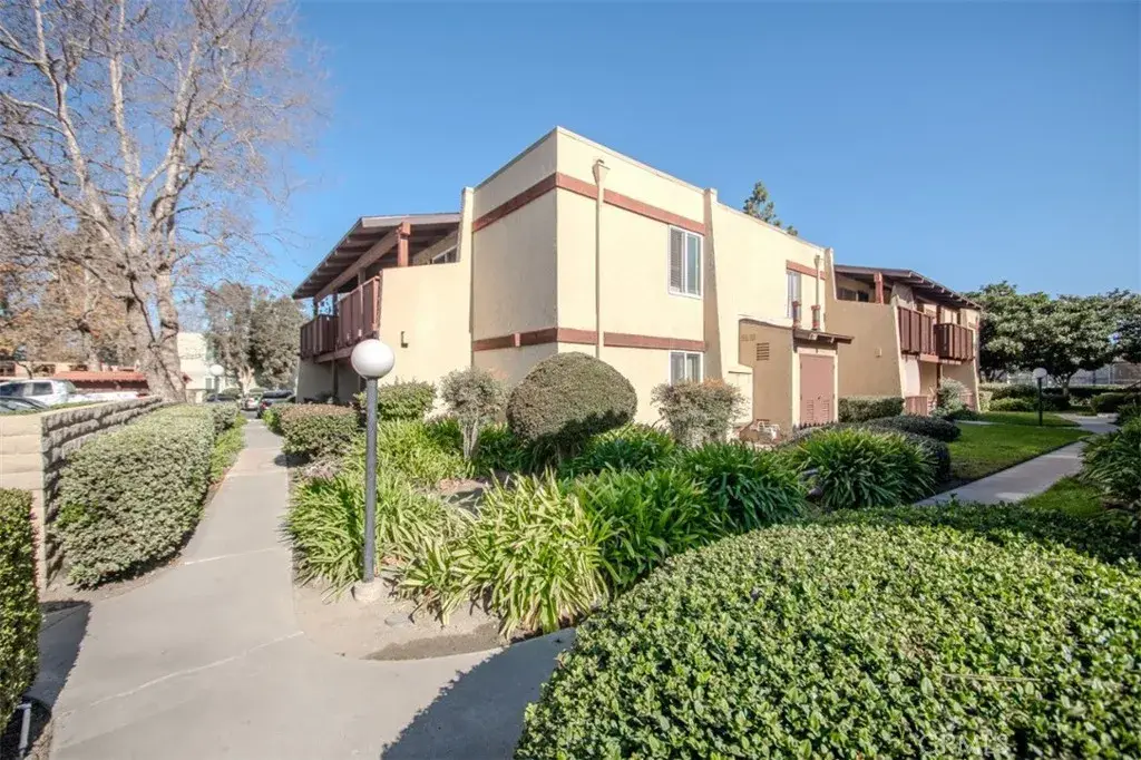 1030 W Macarthur #23, Santa Ana, CA 92707 - Image #1