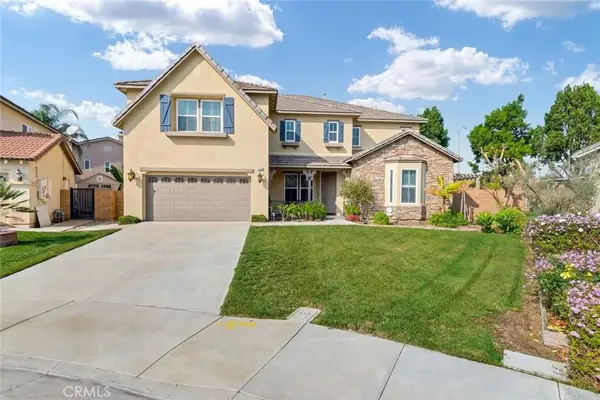 7829 Banyon Tree Court, Eastvale, CA 92880