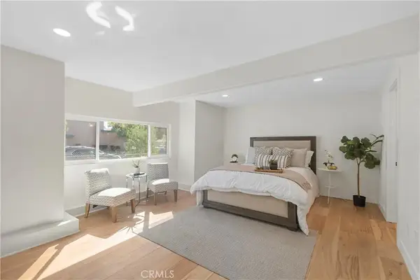 14519 Dyer, Sylmar, CA 91342