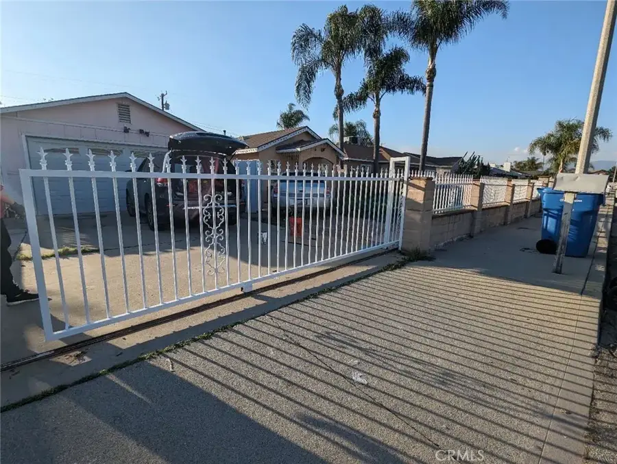 1361 S Mountain View Avenue, Pomona, CA 91766 - Image #2