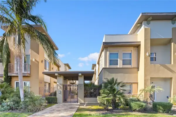 431 N Los Robles #6, Pasadena, CA 91101