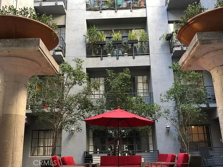 420 S San Pedro #306, Los Angeles, CA 90013 - #1