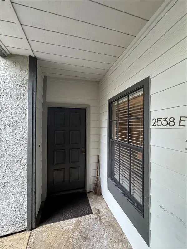 2538 W Macarthur, Santa Ana, CA 92704