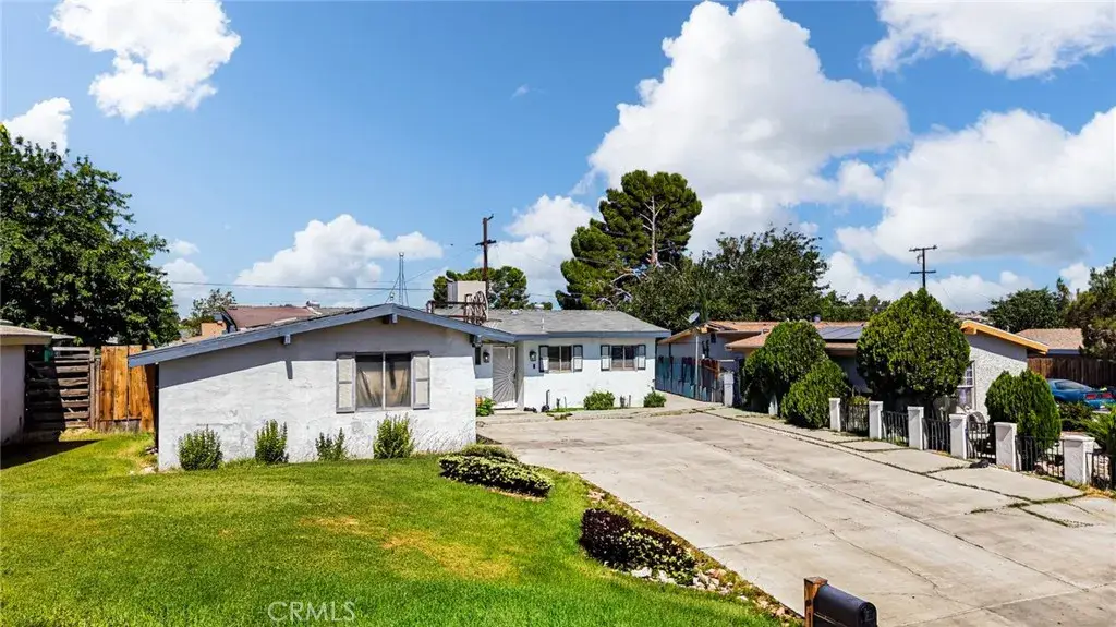 14378 Mojave, Victorville, CA 92395 - #1