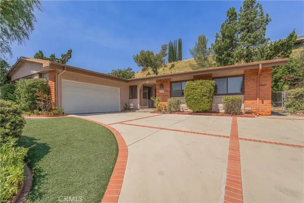 3139 Kirkham Drive, Glendale, CA 91206 - #1