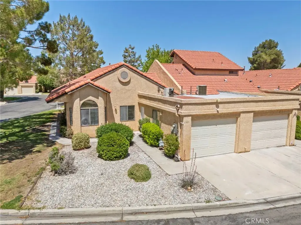 19022 Cedar, Apple Valley, CA 92308 - #1