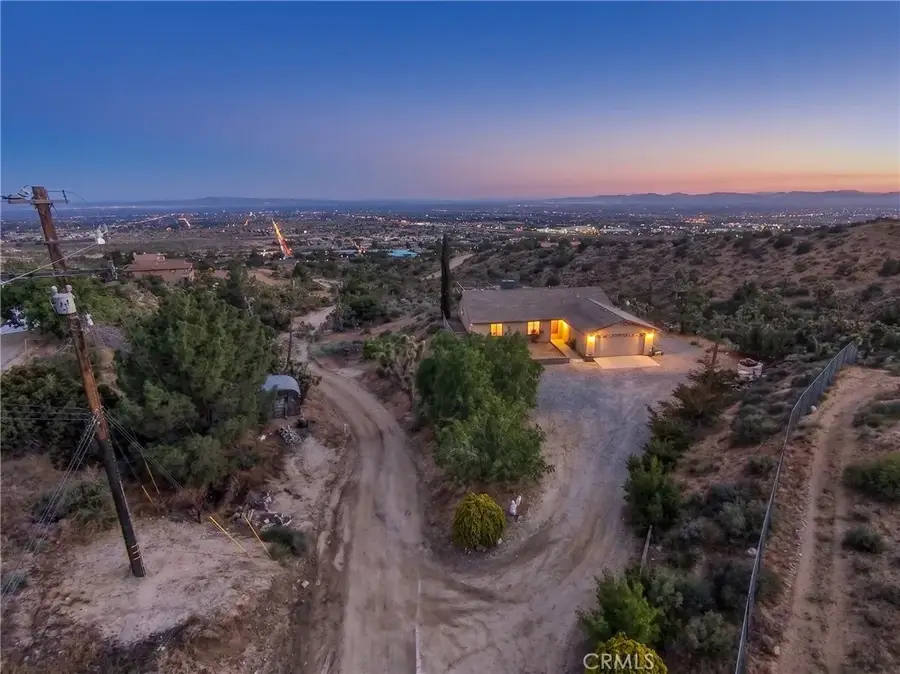 8451 Zohra Canyon Rd, Pinon Hills, CA 92372 - #2