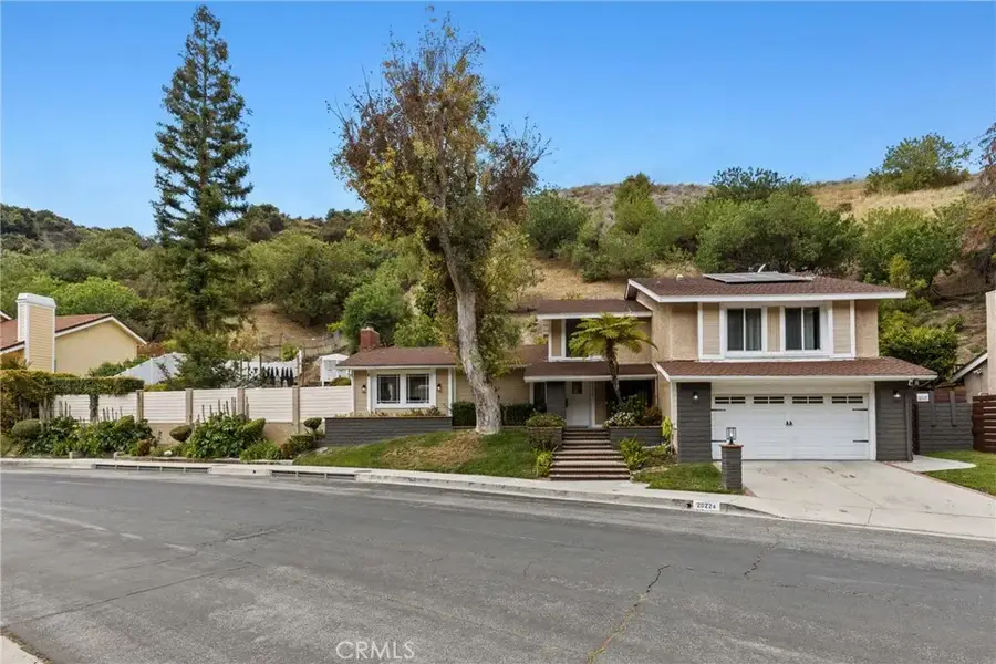20224 Chapter, Woodland Hills, CA 91364 - #2