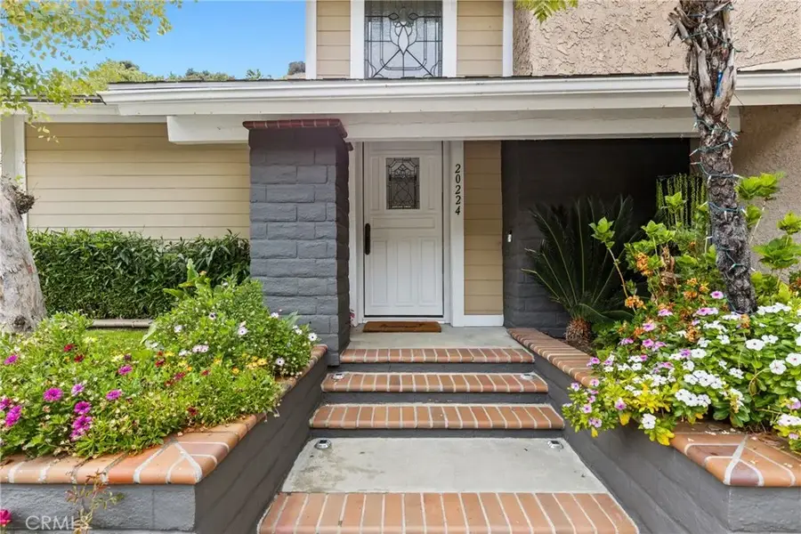 20224 Chapter, Woodland Hills, CA 91364 - #3