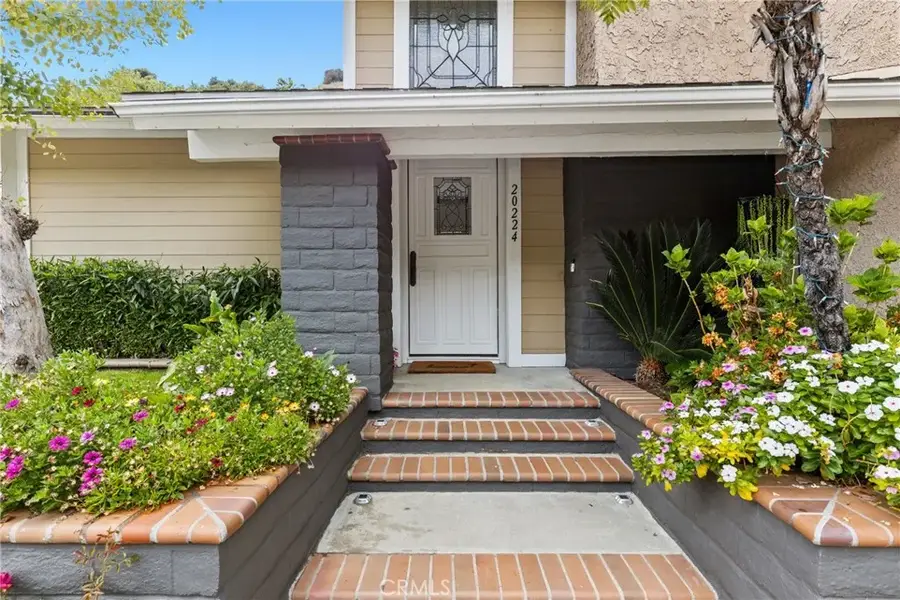 20224 Chapter, Woodland Hills, CA 91364 - #3
