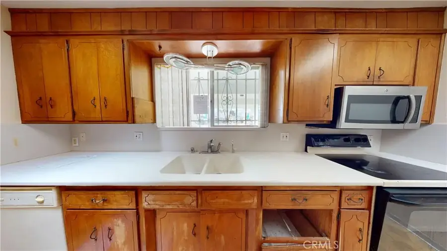 326 E 7th, San Jacinto, CA 92583 - #2