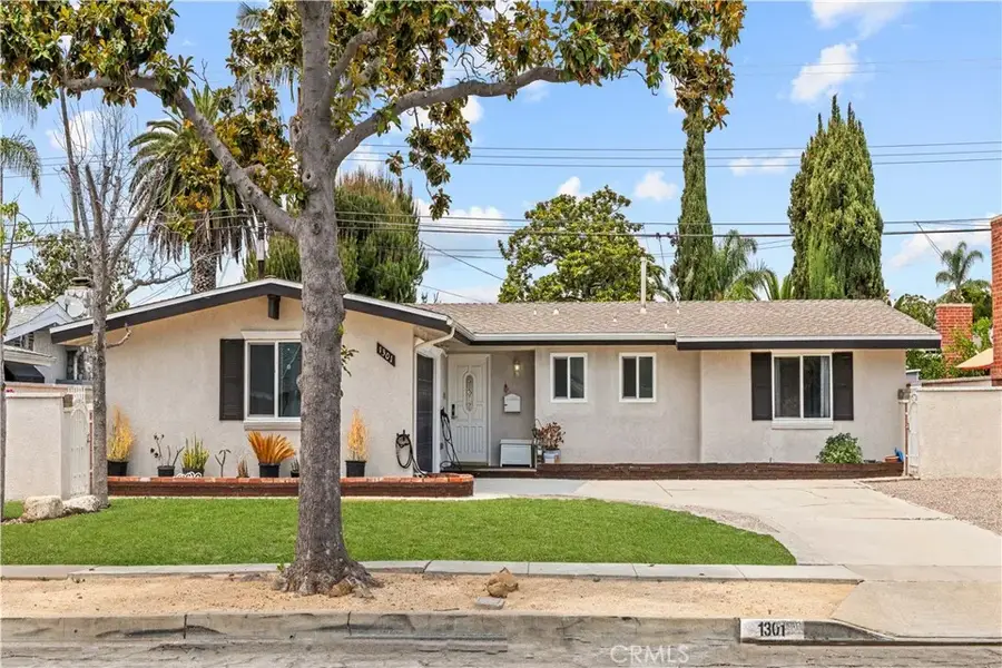 1301 W Roberta, Fullerton, CA 92833 - #2
