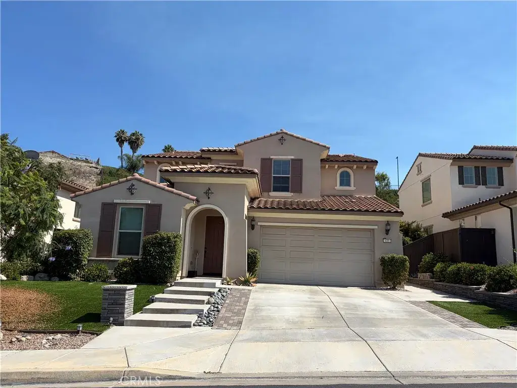 435 Machado, Vista, CA 92083 - #1