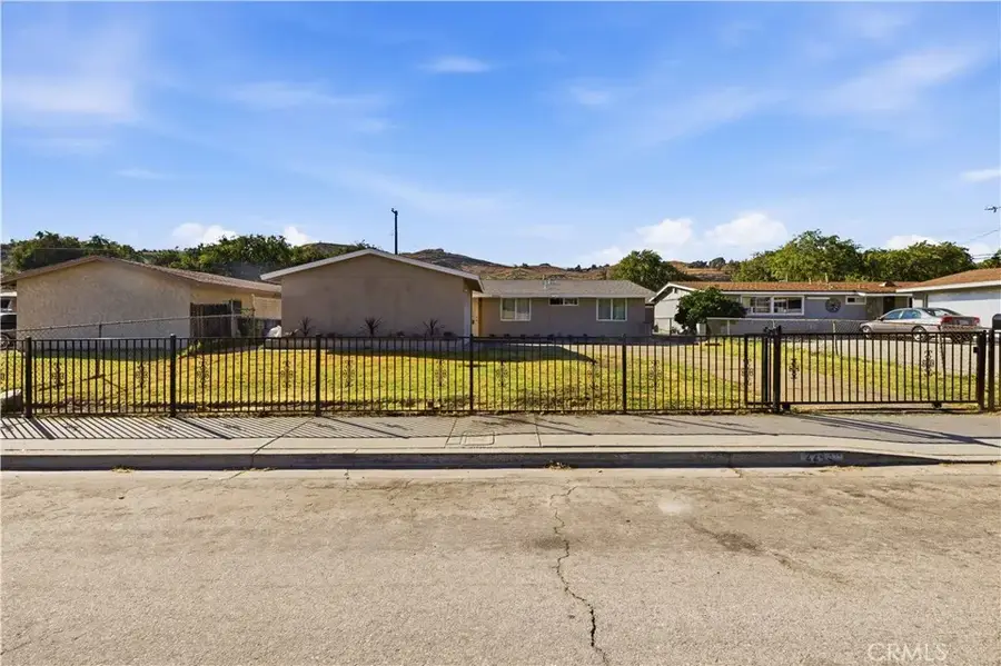 2243 Concord, Pomona, CA 91768 - #2