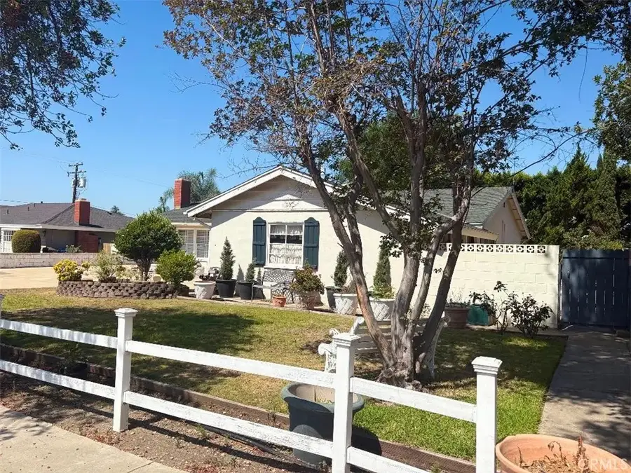 221 S Elwood, Glendora, CA 91741 - #2