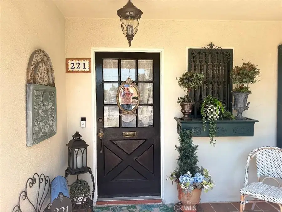 221 S Elwood, Glendora, CA 91741 - #3