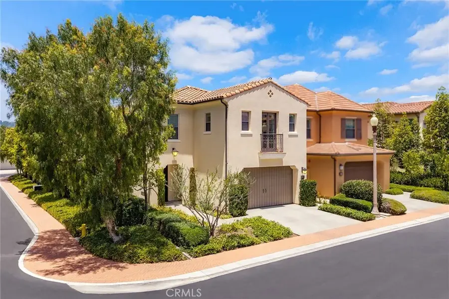 121 Mangrove Banks, Irvine, CA 92620 - #2