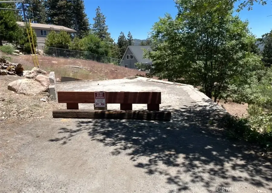 31533 Circle View, Running Springs, CA 92382 - #3