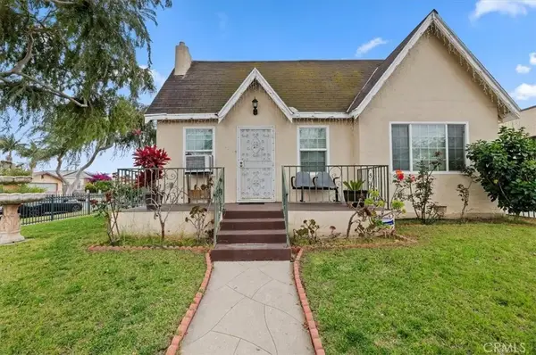 4074 Santa Ana, South Gate, CA 90280