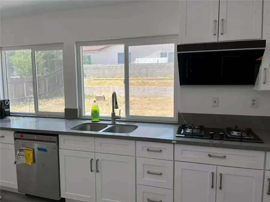 9420 Carmen St, Rancho Cucamonga, CA 91730 - #2