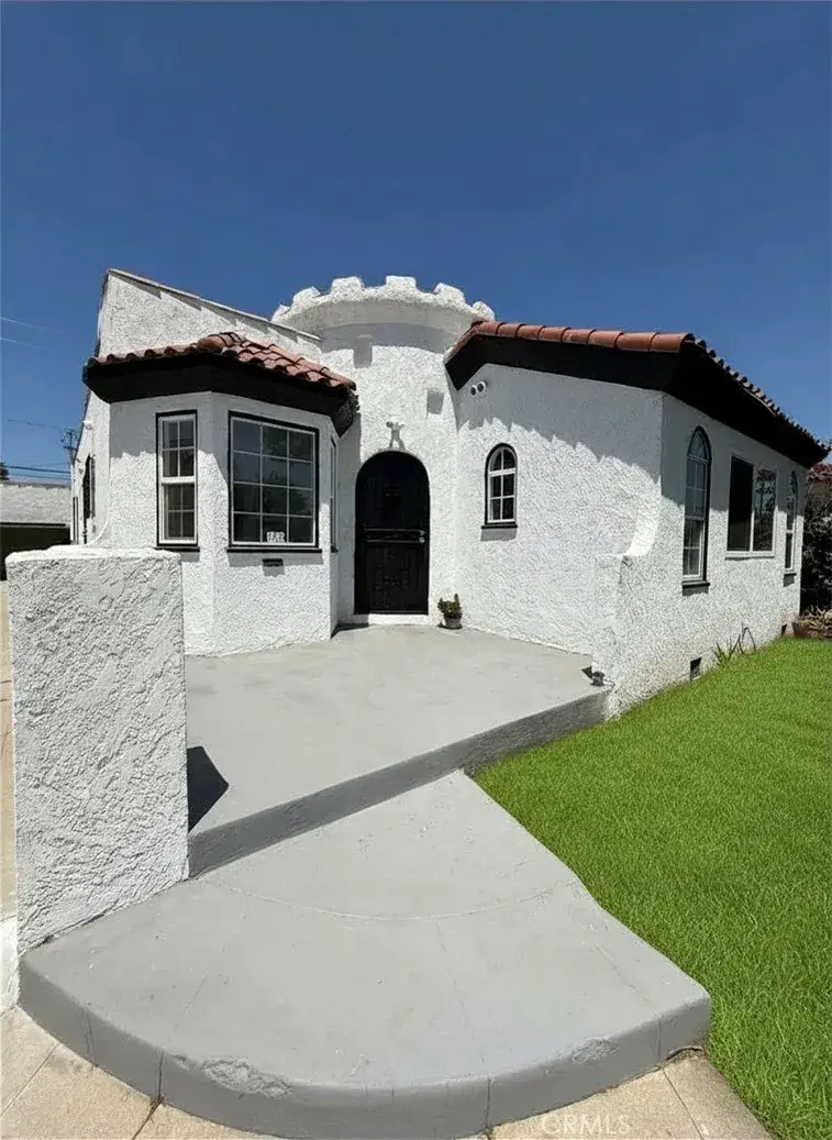 1415 N Spring, Compton, CA 90221 - #1