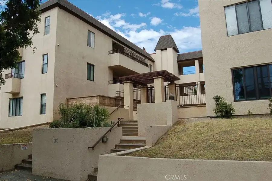 121 S Wilson #103, Pasadena, CA 91106 - #2
