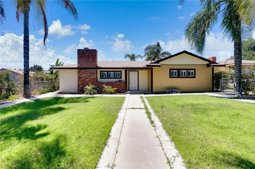 530 W C St, Colton, CA 92324 - #1