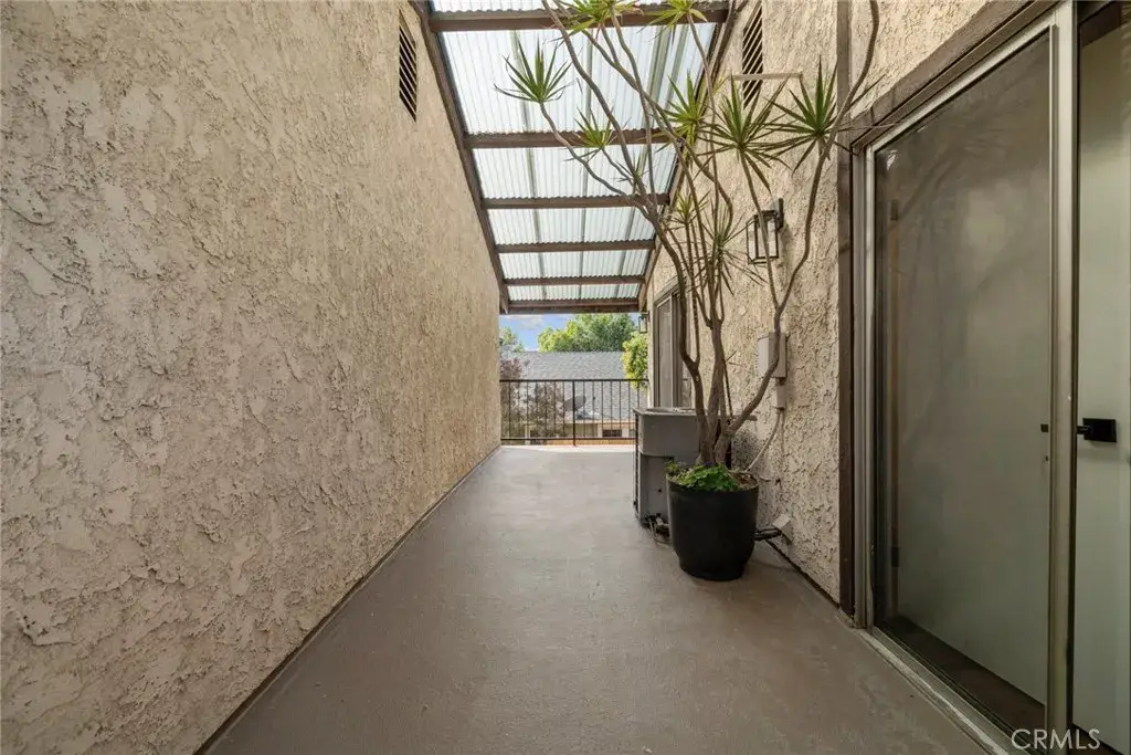 63 N Roosevelt #2, Pasadena, CA 91107 - #1
