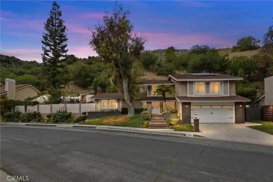 20224 Chapter, Woodland Hills, CA 91364 - #2