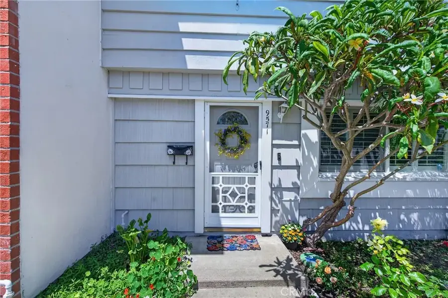 9571 Adams Avenue, Huntington Beach, CA 92646 - #3