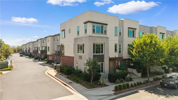 1530 W Cameron, West Covina, CA 91790