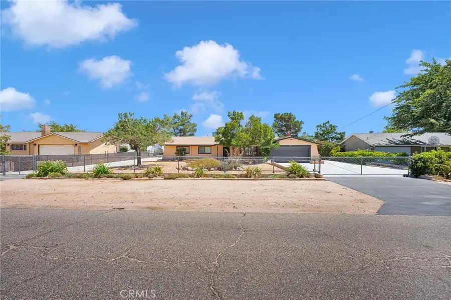 10387 Kern, Hesperia, CA 92345 - #2