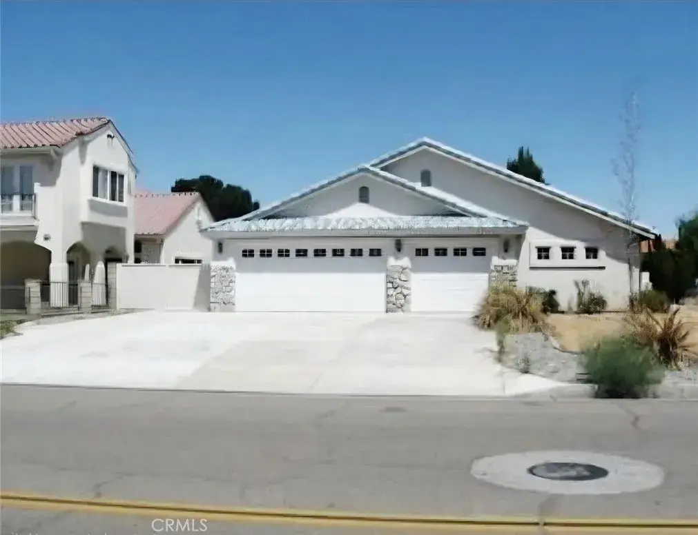 17980 Mariner, Victorville, CA 92395 - #1