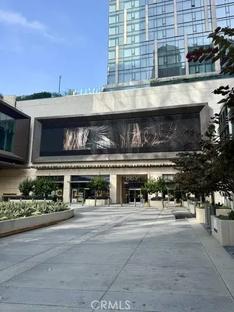 889 Francisco, Los Angeles, CA 90017 - #2