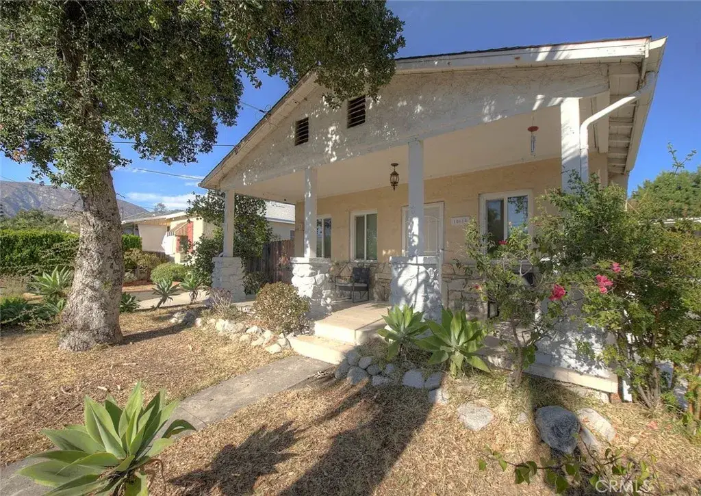 10610 Woodward, Sunland, CA 91040 - #1
