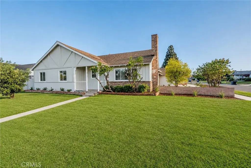 565 E Benbow Street, Covina, CA 91722 - #1