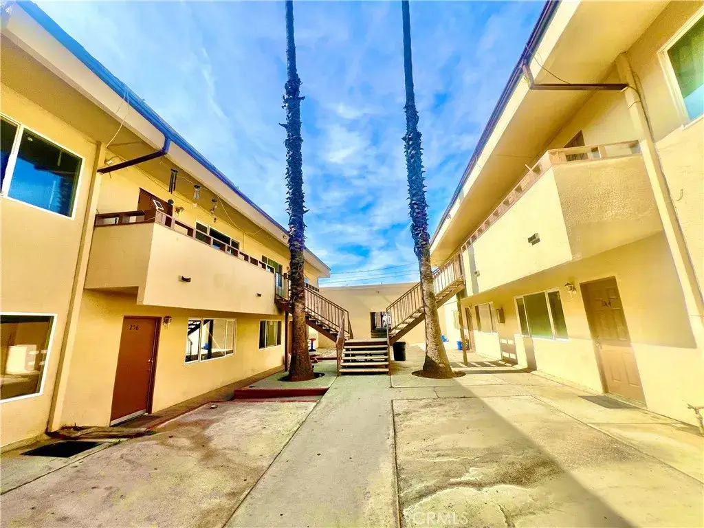 242 W Jackson, Rialto, CA 92376 - #1