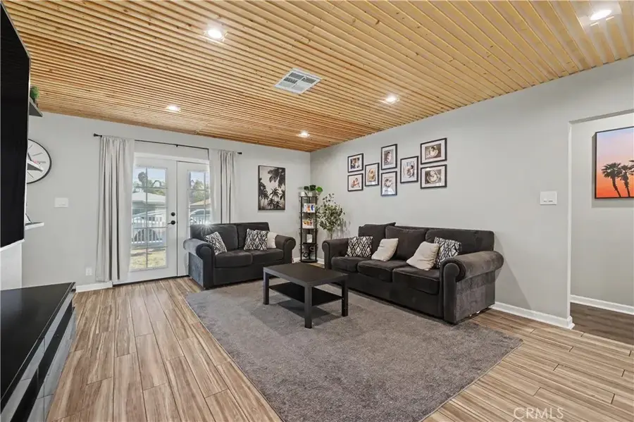 1136 Hancock, San Bernardino, CA 92411 - #2