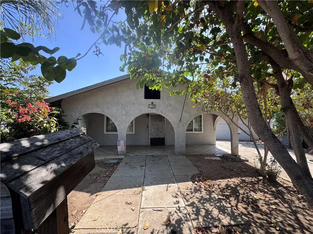 129 N Record, Los Angeles, CA 90063 - #1