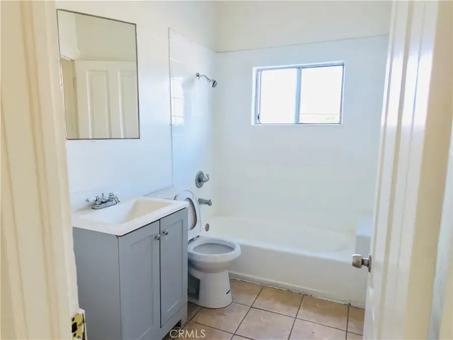 129 E G, Colton, CA 92324 - #3