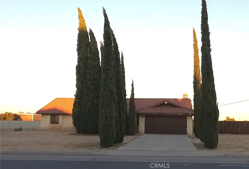 11845 Cottonwood, Hesperia, CA 92345 - #1