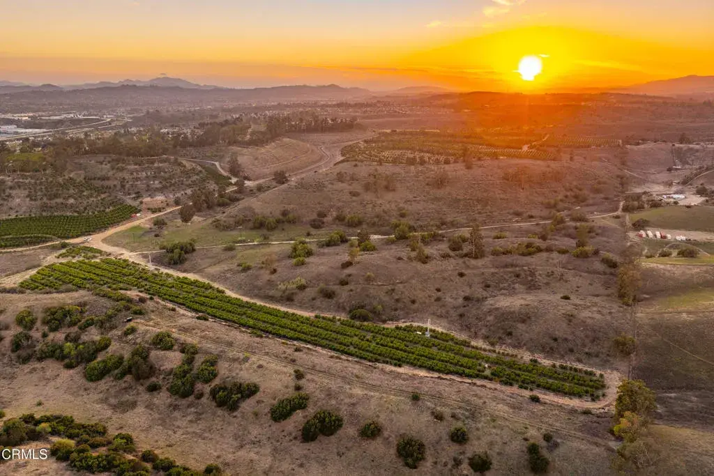 15299 Middle Ranch Rd., Moorpark, CA 93021 - Image #1