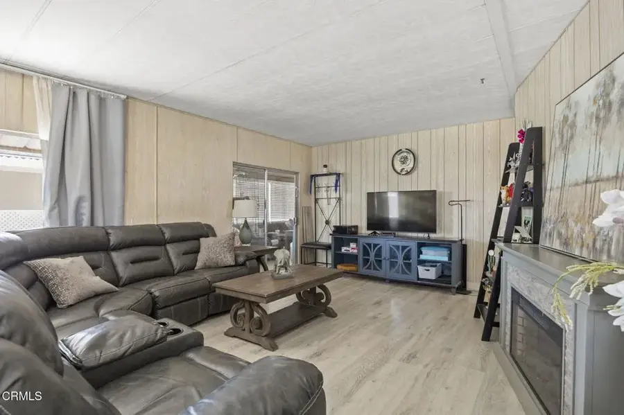 1150 Ventura #109, Camarillo, CA 93010 - #2