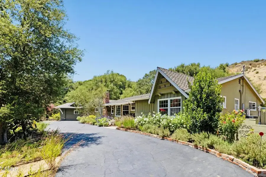 2547 Stokes Canyon Road, Calabasas, CA 91302 - Image #2
