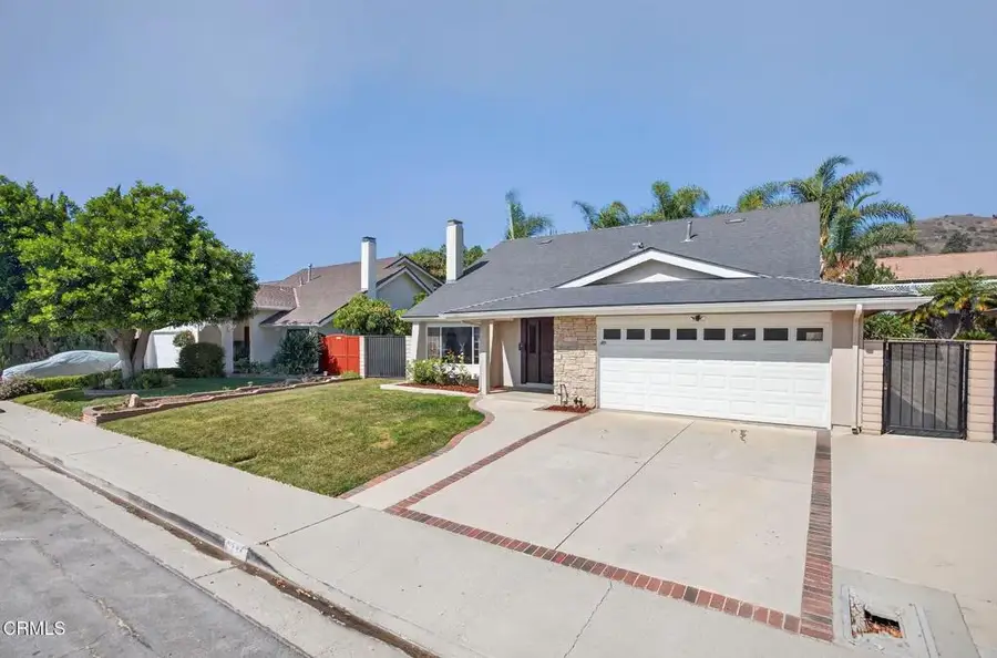 747 Southwick Street, Santa Paula, CA 93060 - Image #2