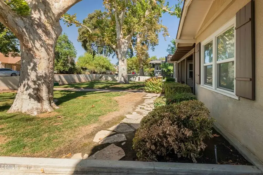 160 Oleander Avenue, Bakersfield, CA 93304 - Image #3