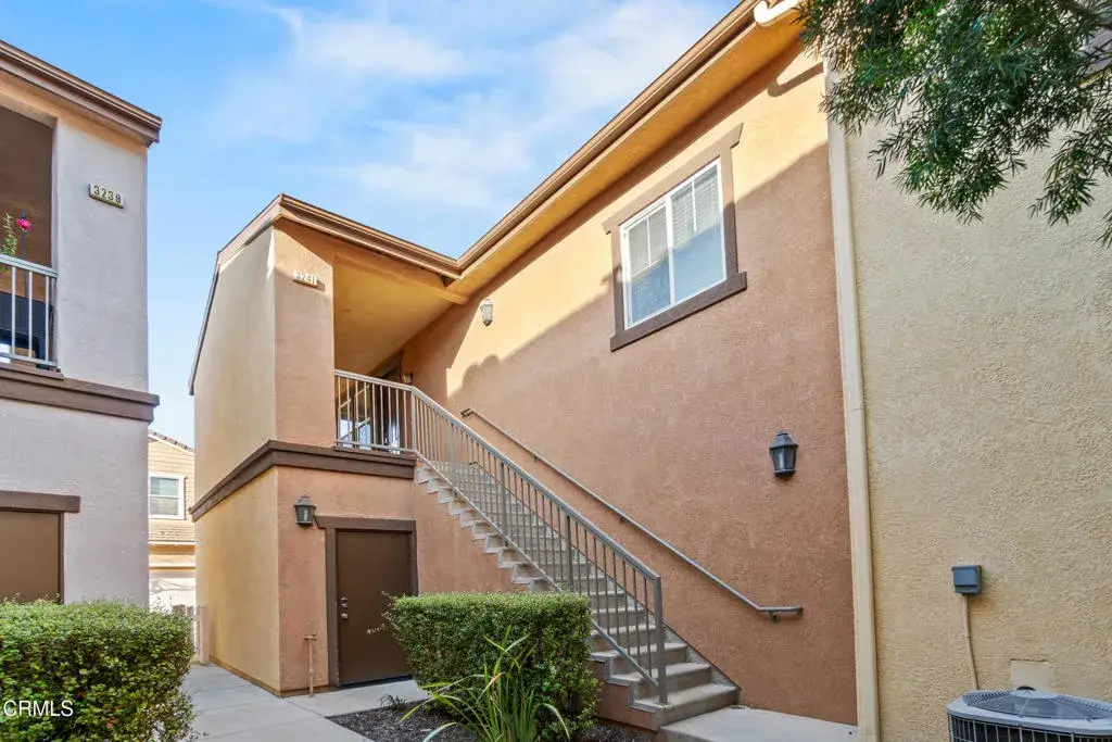 3241 N Ventura Road, Oxnard, CA 93036 - Image #1