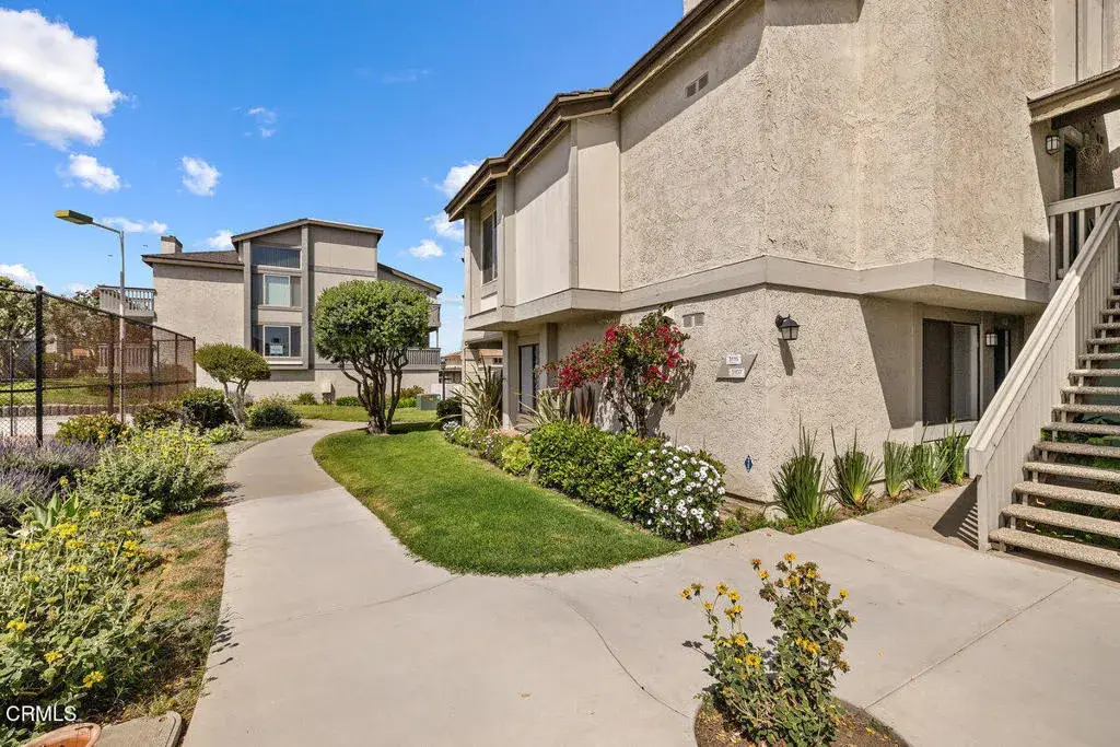 3107 Harbor Boulevard, Oxnard, CA 93035 - Image #1