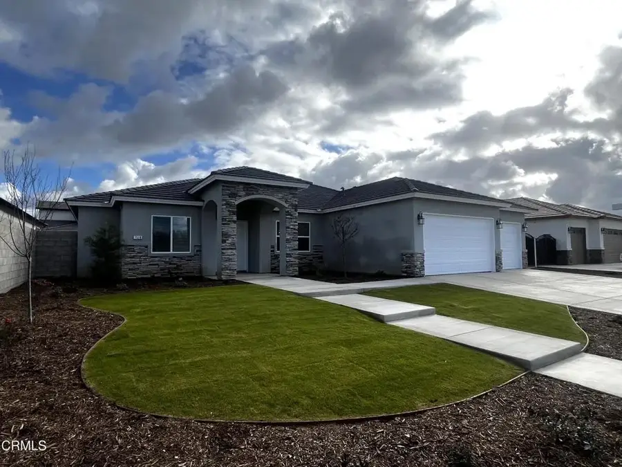 7516 Ruthburg Way, Bakersfield, CA 93314 - Image #2